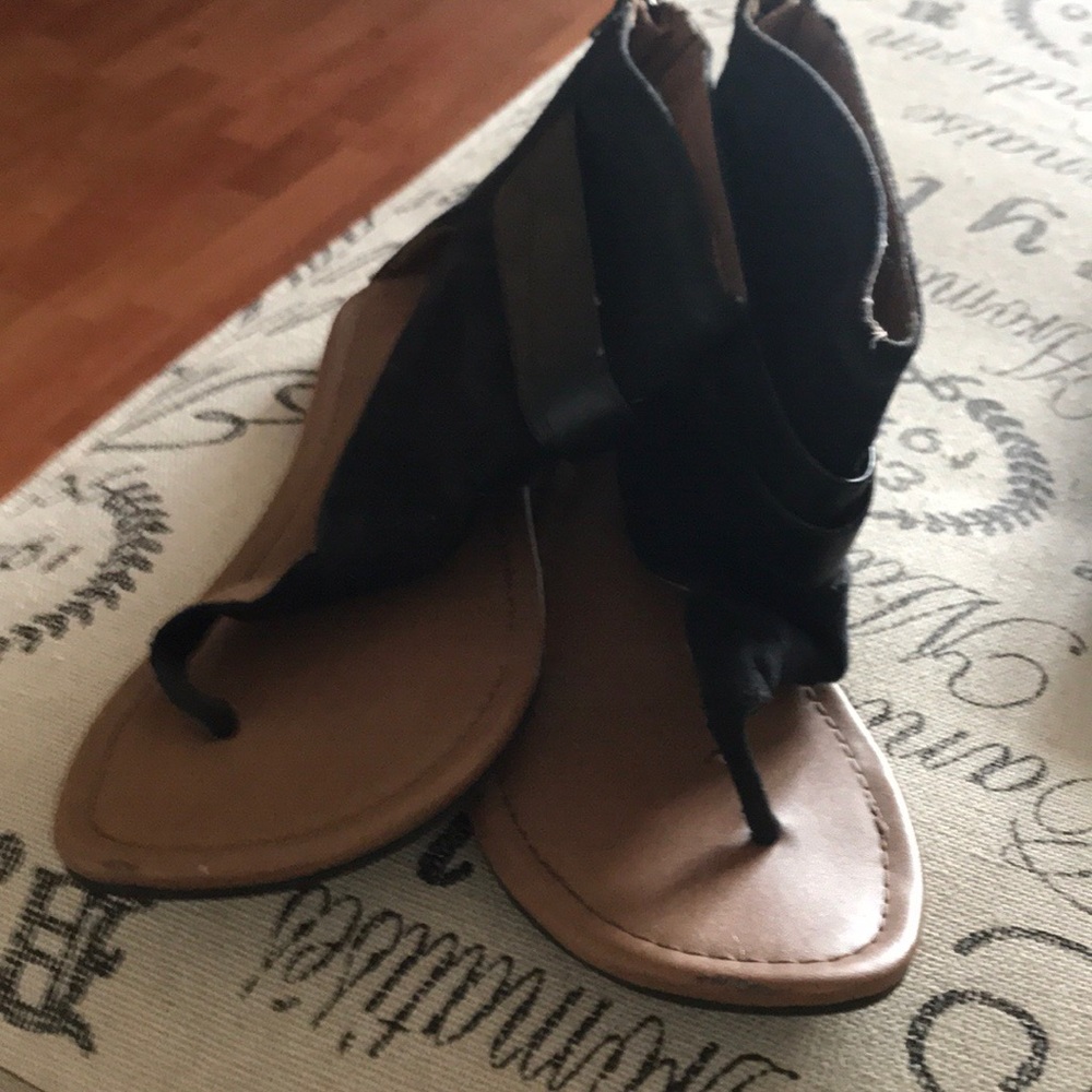 Black Classified/Kenneth Cole Sandals